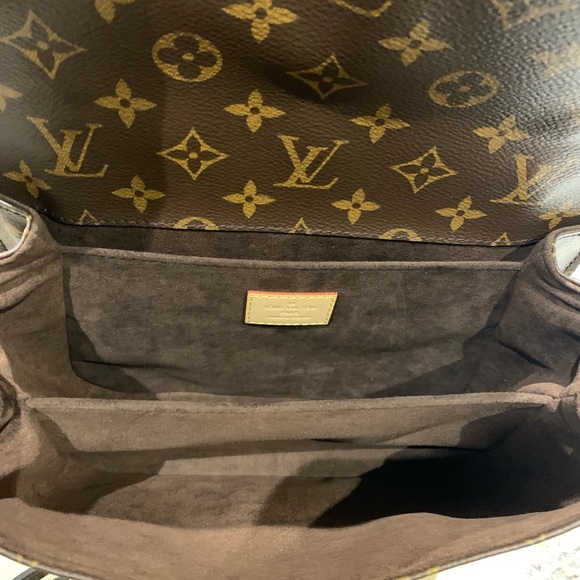 Louis Vuitton Pochette Métis - Picture 2 of 7